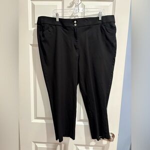 Chico's Classic Black Capris, Size 3.5(18)